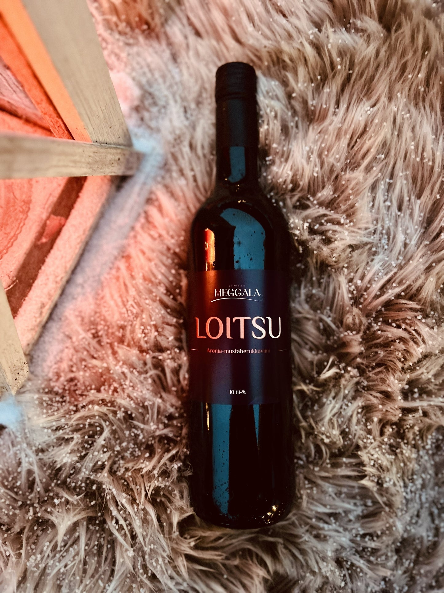 LOITSU MUSTAHERUKKA-ARONIAVIINI